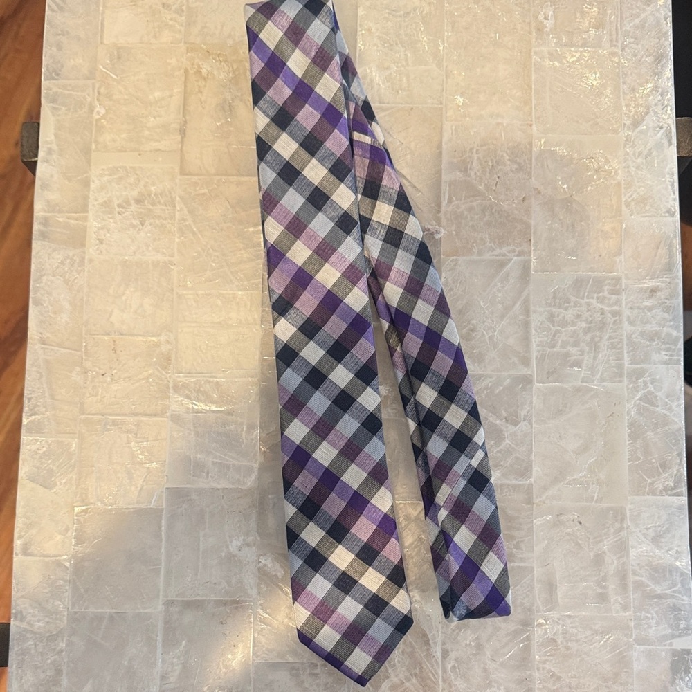 Elegant Purple and Black Checkered Tie